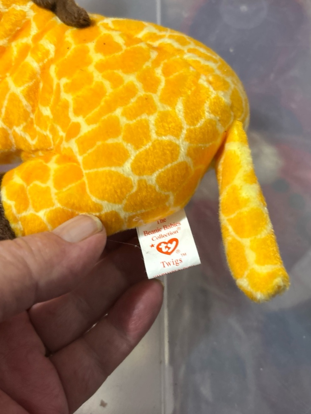 Ty Yellow Giraffe Plush with Brown Hooves - Picture 5 of 6